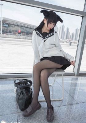 国产山村乱淫老妇av色播_720免费在线播放