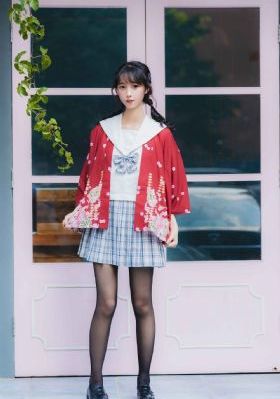 制服小说亚洲欧美校园_蓝光视频大全